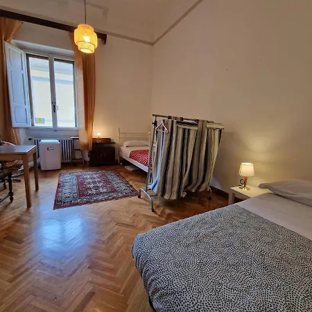 Pandolfini 11 Apartamento *